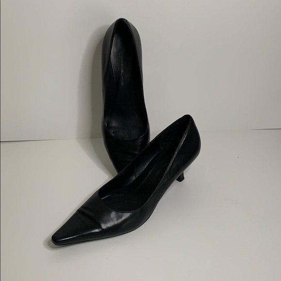 bandolino black shoes